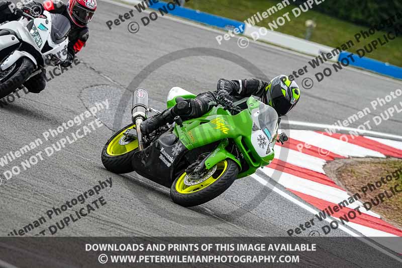 donington no limits trackday;donington park photographs;donington trackday photographs;no limits trackdays;peter wileman photography;trackday digital images;trackday photos